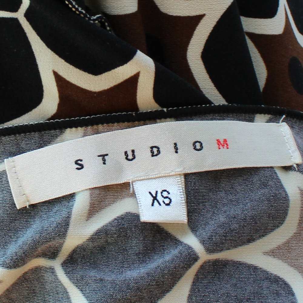 Studio M Top - Picture 5 of 9